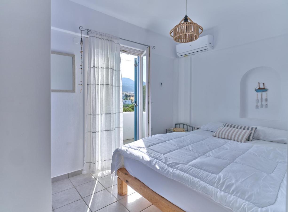 Lägenhet på 50 m² i Logaras - Pounda Beach, med 2 sovrum och 1 badrum  Piso Livadi Exteriör bild